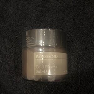 Perricone MD Moisturizer in Black and Cream